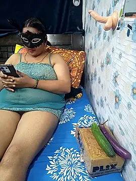 Snapshot of tina8th chatting on December 2, 5:30 pm tina8th online show from December 2, 5:30 pm