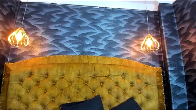 NahomiFireSex online show from May 21, 4:41 am