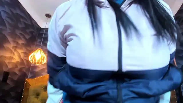 NahomiFireSex online show from June 14, 4:14 am