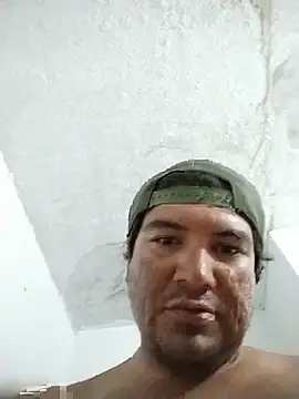 Snapshot of jorgeckingz chatting on July 15, 10:42 am jorgeckingz online show from July 15, 10:42 am
