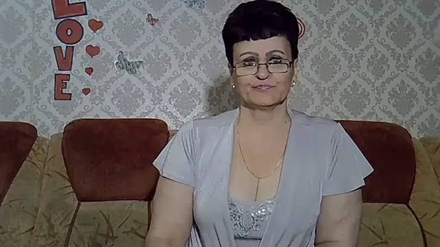 PaulaGolden online show from October 2, 9:05 am