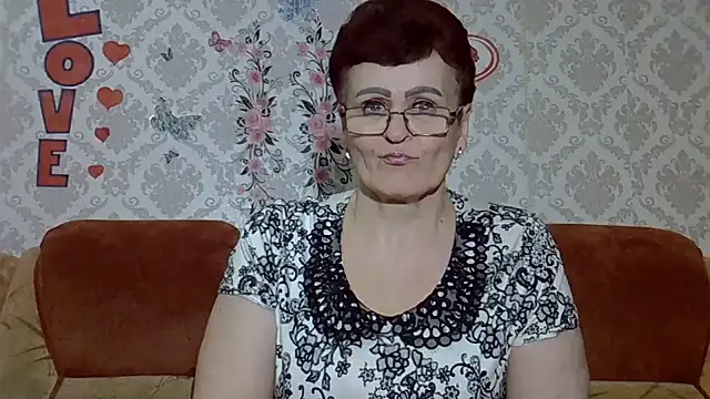 PaulaGolden online show from July 19, 7:50 pm