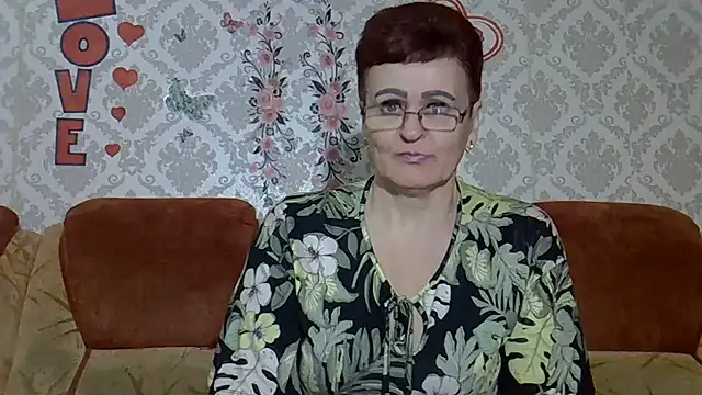 PaulaGolden online show from August 9, 6:35 pm