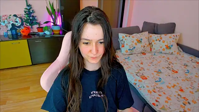 Snapshot of ameli_moon chatting on May 4, 4:36 pm ameli moon online show from May 4, 4:36 pm