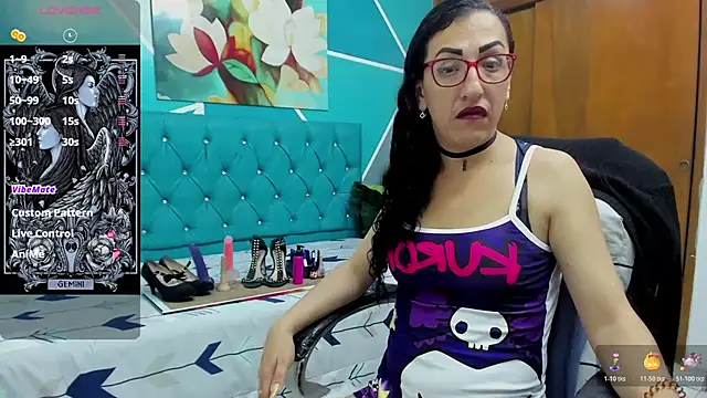 sabrina dupont online show from November 20, 1:00 pm