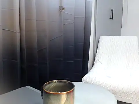 trippy tina online show from July 16, 9:10 pm