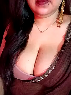 Snapshot of Suhanakhan00 chatting on June 3, 6:13 pm Suhanakhan00 online show from June 3, 6:13 pm