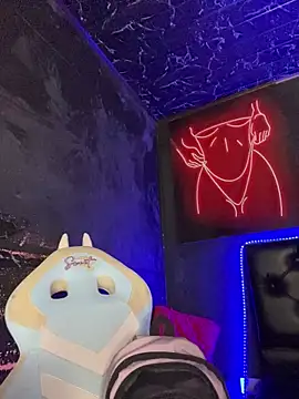 Sophie LS online show from October 25, 2:02 pm