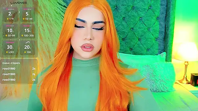 Snapshot of astridjonness chatting on October 3, 2:19 am astridjonness online show from October 3, 2:19 am