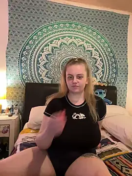 Snapshot of Vixen_Mistress_Ali chatting on December 24, 6:17 pm Vixen Mistress Ali online show from December 24, 6:17 pm