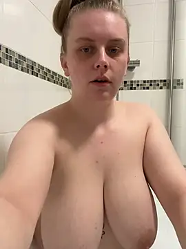 Snapshot of Vixen_Mistress_Ali chatting on February 25, 7:25 pm Vixen Mistress Ali online show from February 25, 7:25 pm