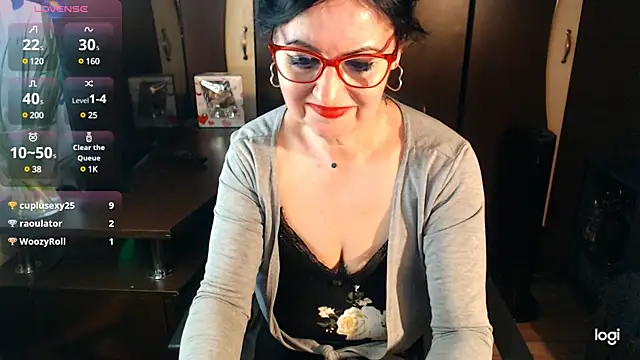 exymilf  online show from March 12, 3:40 pm