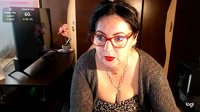 exymilf  online show from October 16, 9:43 am