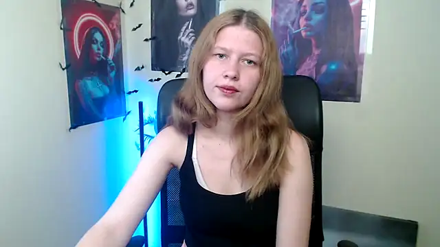 Snapshot of StellaCRL chatting on May 3, 12:11 pm StellaCRL online show from May 3, 12:11 pm