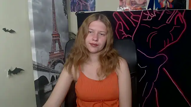 Snapshot of StellaCRL chatting on May 8, 6:13 pm StellaCRL online show from May 8, 6:13 pm