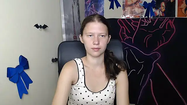 Snapshot of StellaCRL chatting on July 31, 6:35 am StellaCRL online show from July 31, 6:35 am