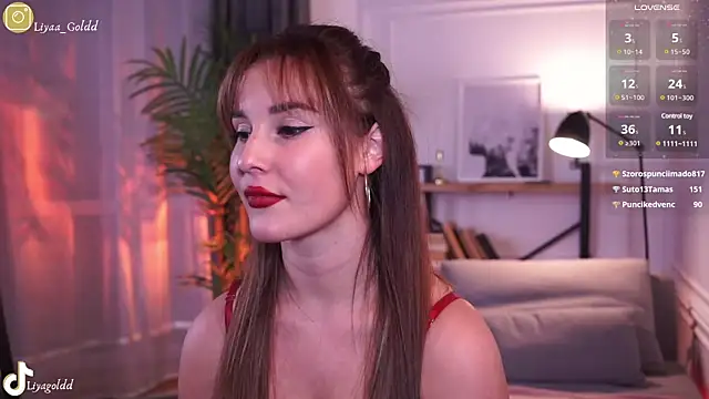 Snapshot of Liya_Gold_ chatting on December 6, 9:24 pm Liya Gold online show from December 6, 9:24 pm