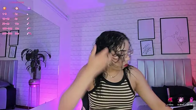 Lizzie-Evans online show from February 17, 12:01 pm