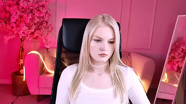 GraceGlamour online show from November 12, 1:11 pm