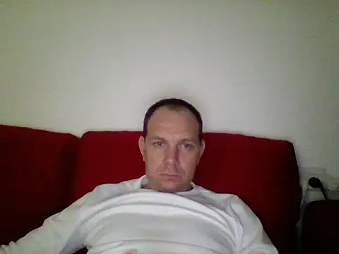 Snapshot of civik chatting on January 9, 8:43 pm civik online show from January 9, 8:43 pm