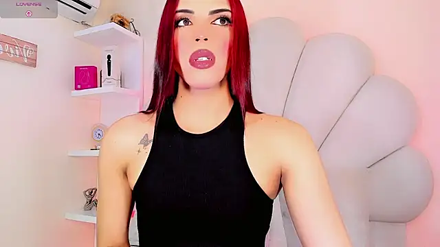 Snapshot of CandyJoselyn chatting on June 18, 1:26 pm CandyJoselyn online show from June 18, 1:26 pm