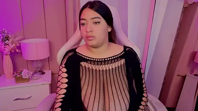 MollyBigBoobs12 online show from February 13, 9:05 am