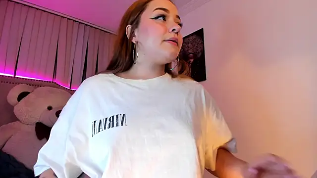 Valentina Se online show from December 18, 12:10 am