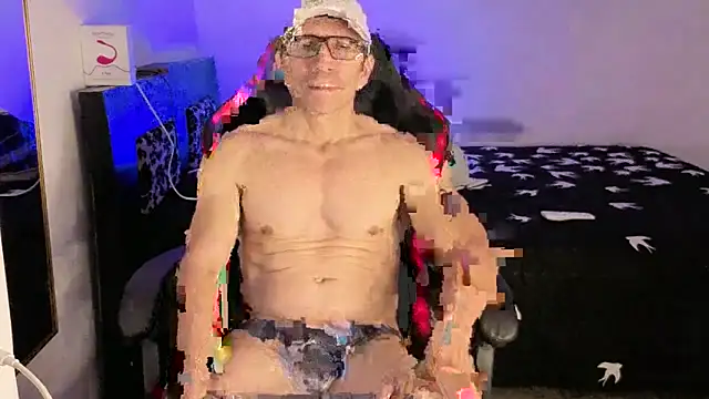 KALE 19 online show from December 2, 12:38 am