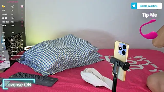 KALE 19 online show from January 11, 1:32 am