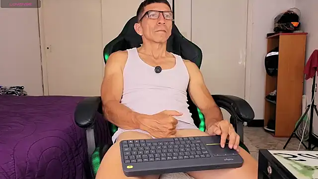 KALE 19 online show from May 29, 2:31 am