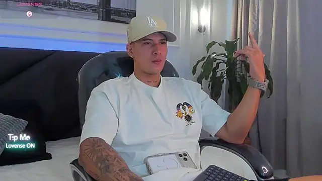 Damian23   online show from February 11, 12:43 pm