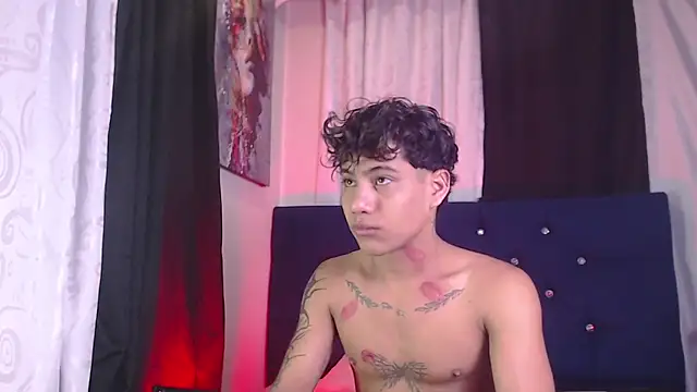 Sexys Boys Hot1 online show from February 14, 1:02 am