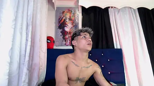Snapshot of Sexys_Boys_Hot1 chatting on May 19, 1:11 am Sexys Boys Hot1 online show from May 19, 1:11 am