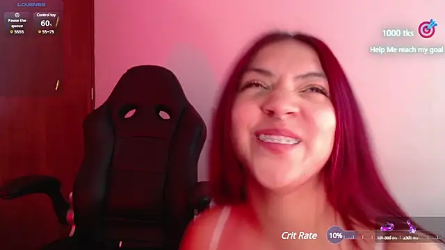 Snapshot of Christine_Laam chatting on February 17, 10:14 pm Christine Laam online show from February 17, 10:14 pm
