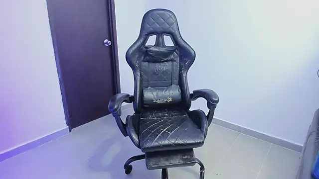 Michaelferrel online show from December 21, 1:02 am