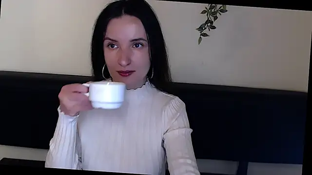 LaimaV  online show from May 2, 9:58 am