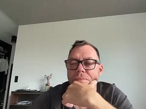xmnbx77 online show from October 21, 9:10 am