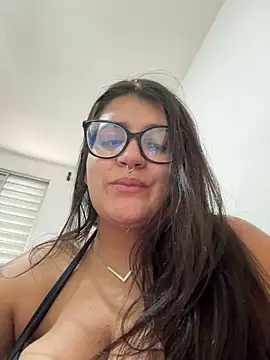 Snapshot of isa_ofc2024 chatting on December 14, 12:12 pm isa ofc2024 online show from December 14, 12:12 pm