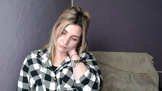  sexy lady online show from February 21, 4:59 pm