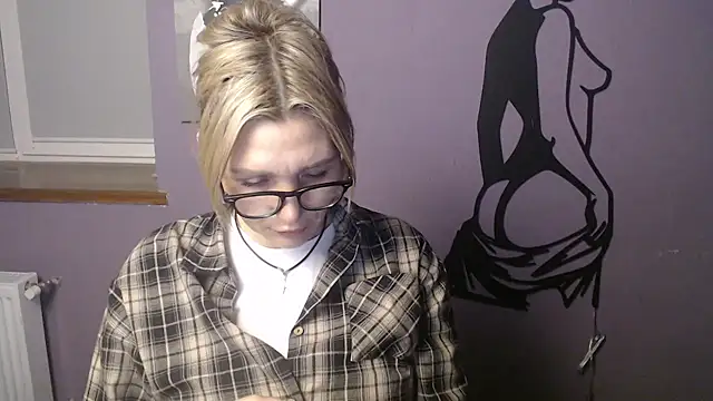  sexy lady online show from March 4, 1:39 pm