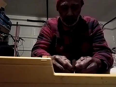 Snapshot of yasohw chatting on February 10, 4:14 pm yasohw online show from February 10, 4:14 pm