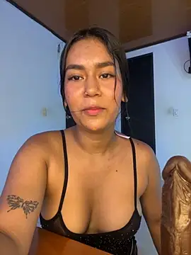 Snapshot of ALANAH_KITTY chatting on October 23, 8:07 pm ALANAH KITTY online show from October 23, 8:07 pm