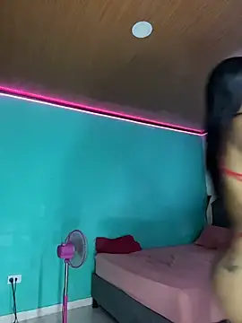 Snapshot of ALANAH_KITTY chatting on December 2, 7:20 pm ALANAH KITTY online show from December 2, 7:20 pm