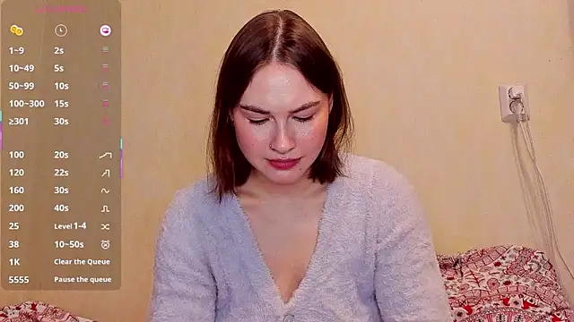 sleeeep y online show from March 12, 2:34 pm