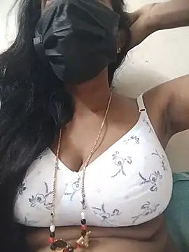 Snapshot of Jyotilakshmi chatting on May 15, 1:29 pm Jyotilakshmi online show from May 15, 1:29 pm
