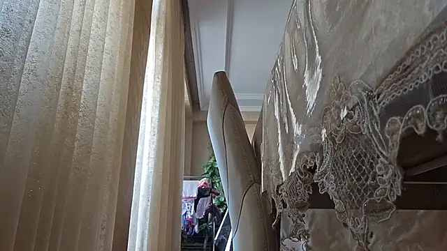 Snapshot of AlejandraDelaney chatting on January 31, 12:51 pm AlejandraDelaney online show from January 31, 12:51 pm