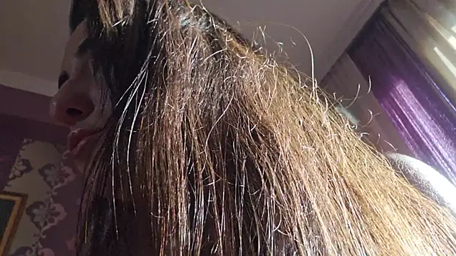 Snapshot of AlejandraDelaney chatting on June 8, 1:44 pm AlejandraDelaney online show from June 8, 1:44 pm