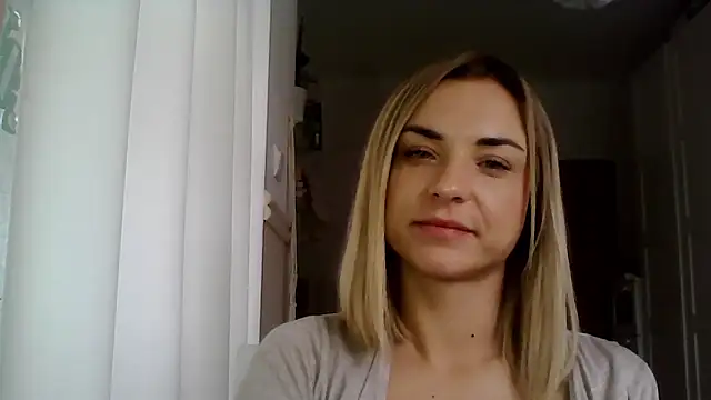 Snapshot of ashley_xlove chatting on December 11, 10:47 am ashley xlove online show from December 11, 10:47 am