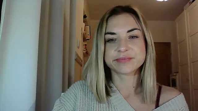 Snapshot of ashley_xlove chatting on January 7, 5:42 pm ashley xlove online show from January 7, 5:42 pm