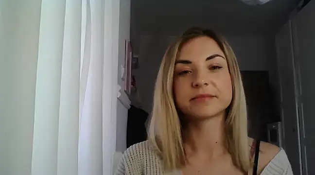 Snapshot of ashley_xlove chatting on March 13, 10:47 am ashley xlove online show from March 13, 10:47 am